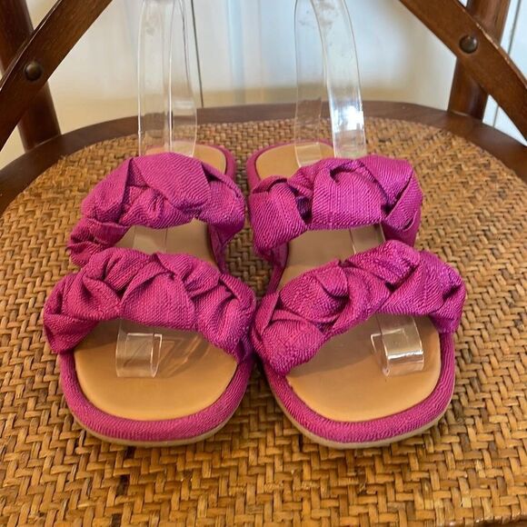 Universal thread pink double strap sandals size 6 - Picture 5 of 8